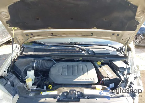 2011 Chrysler Town & Country Limited z USA, uszkodzony, nr VIN 2A4RR6DG1BR780102